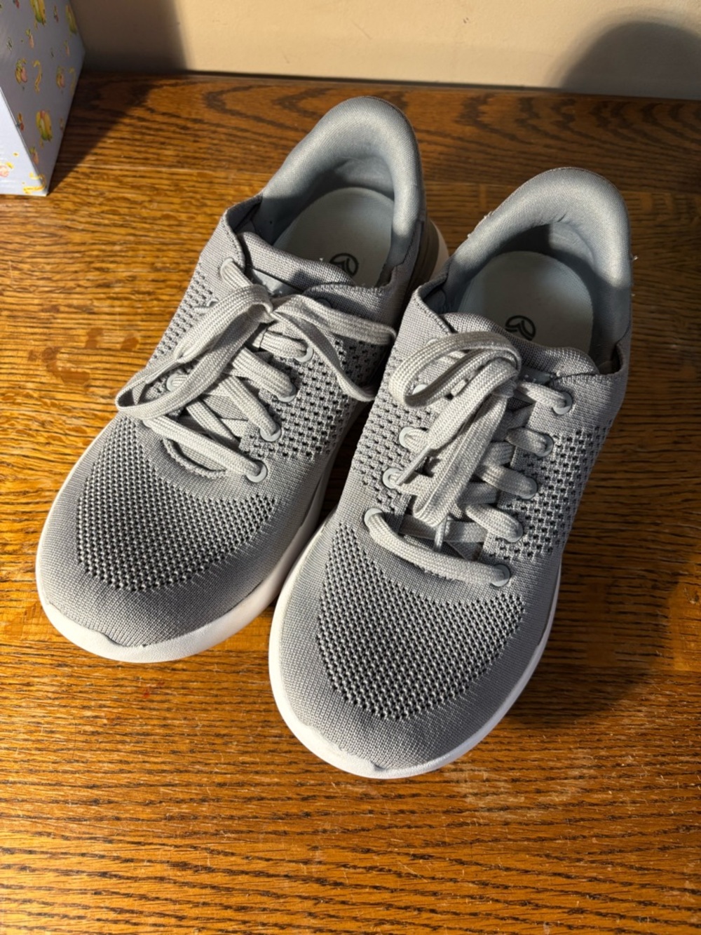 Men's Breathable Grey Knit Athletic Sneakers